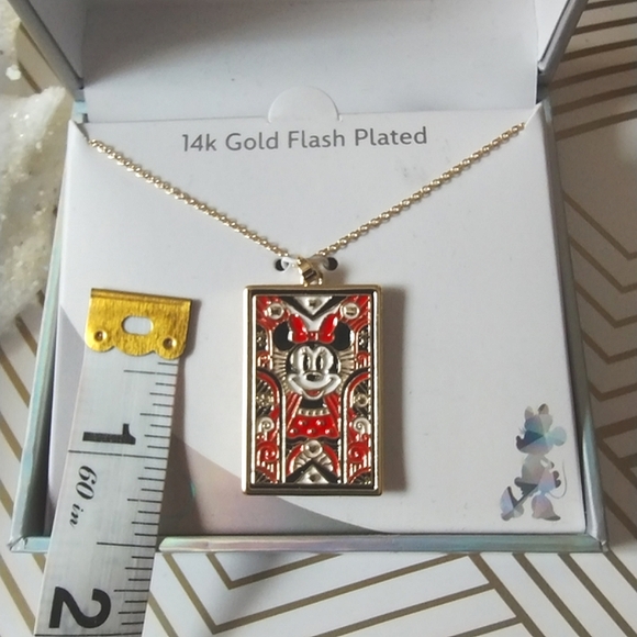 New in Box Disney Minnie Mouse Face Card Necklace - Picture 11 of 12